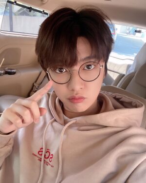 Shin Won-ho Instagram - Good morning ☀️