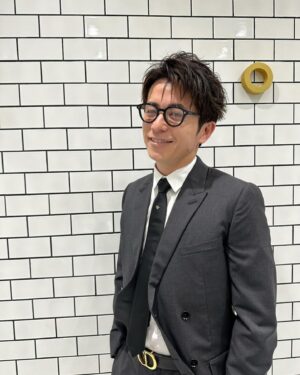 Shingo Fujimori Instagram - 41歳の誕生日は友達の結婚式にお呼ばれして良い日になりました！
これからもよろしくお願いします🙇
まだまだ、頑張っちゃいまーーーすぅ！！
