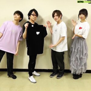 Shintaro Asanuma Instagram - 声優朗読劇 ＃フォアレーゼン 徳島公演「~縁のまなざし~」in #あわぎんホール に出演させていただきました。10年ぶりの徳島で、素敵なキャスト・スタッフと共に重厚感のある素敵な作品を作り上げられたこと、それをあんなにたくさんのお客様に届けられたこと、幸せでした。

徳島ラーメン、阿波尾鶏、フィッシュカツ、鳴門わかめ、竹ちくわ…美味しゅうございました。幸せでした。