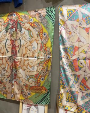 Shintaro Kago Instagram - Shintaro Kago Hong Kong Show ─ Tattoo Fantasy
駕籠真太郎香港展 ─ 刺青大奇想

I am honored to be invited by Moon of Silence to collaborate with the renowned Japanese grotesque illustrator Shintaro Kago for the tattoo event at the Kago sensei Hong Kong exhibition. It is a privilege to work with Kago sensei, whom I have admired and followed since childhood. Together, we completed the tattoos during the four-day event, which was both challenging and rewarding. I would like to express my gratitude to Moon of Silence and Kago sensei, as well as to the clients who participated in getting the tattoos. Thanks a lot! 

非常榮幸受邀參與靜月Moon of Silence的活動，並與日本著名的獵奇插畫家駕籠真太郎合作，在香港展覽的第二回刺青活動中完成了以上的紋身作品。能夠與我從小就一直關注並喜愛的駕籠老師合作，共同在這四天的活動中完成這個具有挑戰性而又令人感到榮幸的經歷，對我來說意義非凡。再次感謝靜月和駕籠老師，以及共同參與的客人。

artist: @shintarokago1969 
tattooist: @rika.loli 
organizer: @moon.of.silence @producedby_mos 

#香港動漫紋身 #香港紋身 #動漫紋身 #動漫刺青 #獵奇 #獵奇刺青 #animetattoos #mangatattoos #animetattooartist #weirdtattoos #horrortattoos #grotesquetattoo #shintarokagoart #shintarokagotattoo #shintarokago #junjiitotattoo #creepytattoos #creepyarts #horrorarts #weirdartists