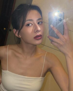 Shiny Yao Instagram - 