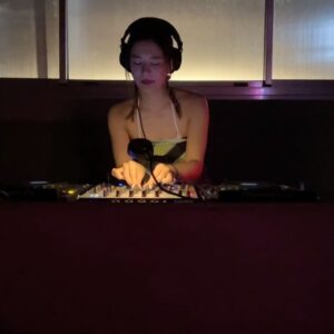 Shiny Yao Instagram - music is my remedy