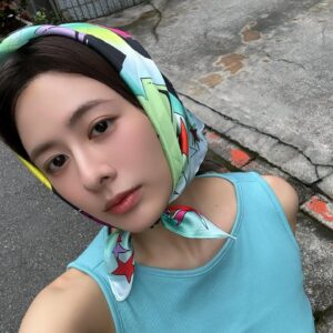 Shiny Yao Instagram - because it’s a rainy day🌧️