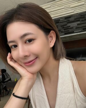 Shiny Yao Instagram - Life’s a buffet🥙🥗🍝