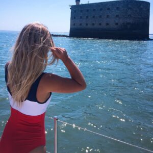 Shirley Lamy Instagram - Life's a climb, but the view is great 🌊 #vacances #greatview #fortboyard #perefouras #laboule #passepartouttesou