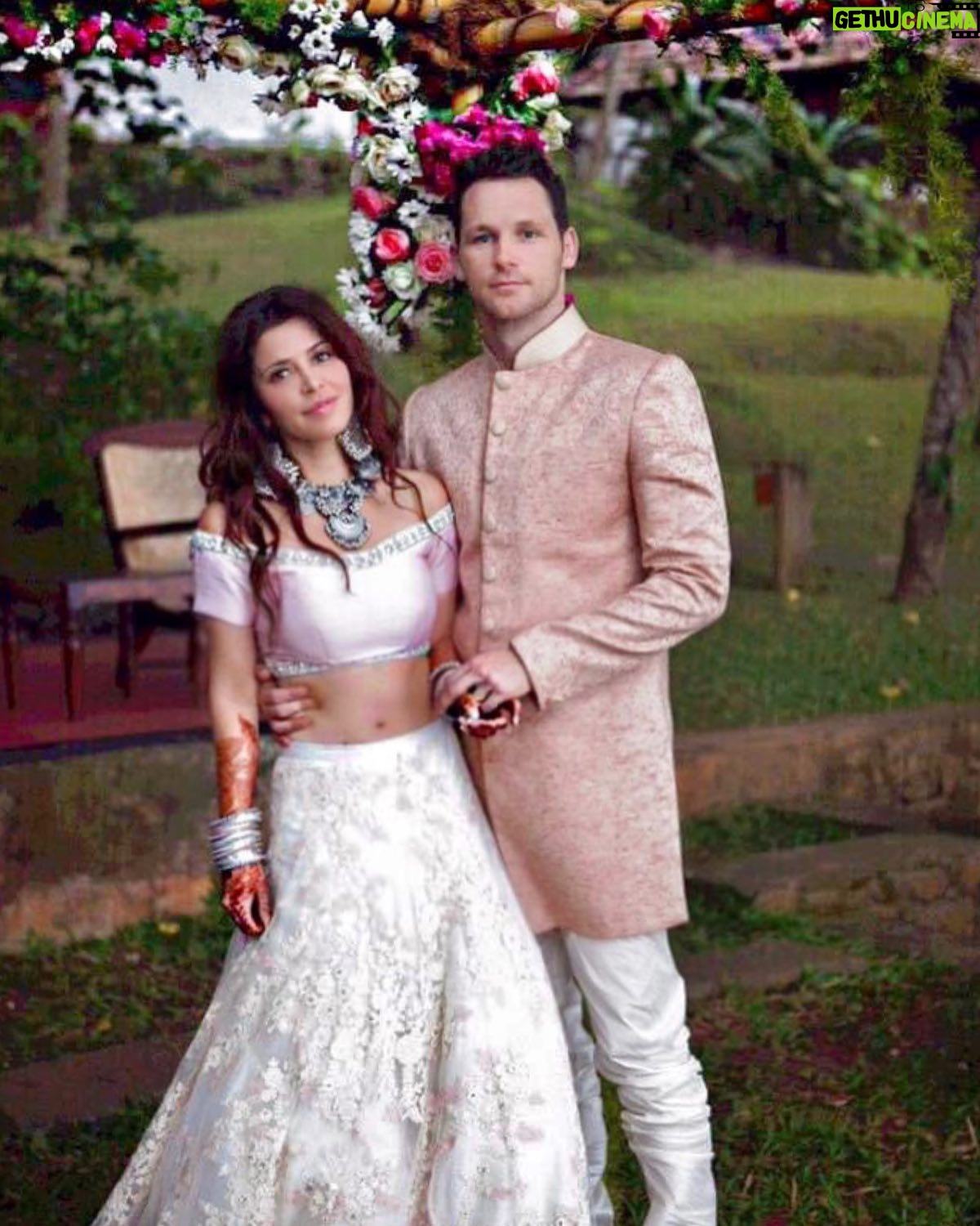 Shivani Ghai - 1.5K Likes - I’d love to say our wedding day was the best day of my life, but what our pictures don’t show is that ours was a full on comedy of errors. (A story for another time). However on that beautiful mess of a day, I made the best decision of my life.
5 years later I still think I hit the jackpot. ♥️
Happy anniversary @tykeogh
#weddingtruths