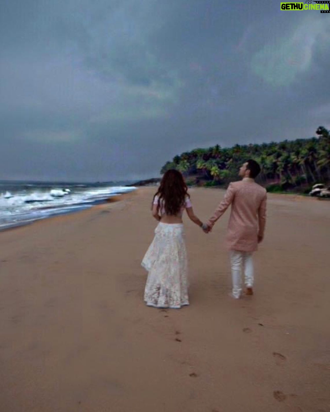 Shivani Ghai - 1.5K Likes - I’d love to say our wedding day was the best day of my life, but what our pictures don’t show is that ours was a full on comedy of errors. (A story for another time). However on that beautiful mess of a day, I made the best decision of my life.
5 years later I still think I hit the jackpot. ♥️
Happy anniversary @tykeogh
#weddingtruths
