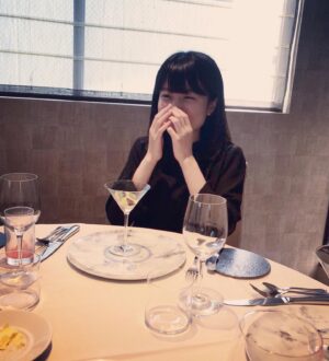 Shizu Mizuno Instagram - 絵恋ちゃん里咲りさちゃんぱいぱいでか美ちゃん姫乃たまちゃんとわたくしの5人でたまちゃんの卒業祝いも兼ねてオシャレランチをしたよ👨‍🍳🥖女子会というより自助グループという雰囲気。この人物群の共通項は「全員自分以外の全人類に曖昧でちょっとロマンチック(非現実的)な憧れがある」だよ。老後ヒマだったらみんなで老人ホーム建てて猫ちゃんを飼いましょう✋♡♡♡