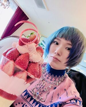 Shizu Mizuno Instagram - これが特別なパフェ〜🤴🎂
