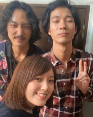 Sho Kiyohara Instagram - ドラマ『#チート 』
本日、23:59~ 最終回です。
同い歳の面々。

ジュエル☆トリコの曲もめちゃ良いので是非聴いて、カラオケでも歌って踊ってみてくださいー:) そして！最終回放送後には、Huluでオリジナルストーリーが配信されますのでそちらも是非観てください:)