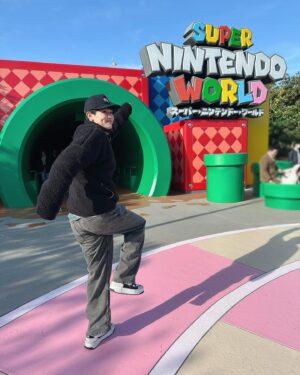 Sho Nishigaki Instagram - 🌏🎢
⁡
そういえば
ちょいと前に
伺いました。
⁡
昼間からビールもいただきました🍺
罪の味でした。
⁡
「酔ってるからいけるだろう」と
ジェットコースターに乗って無事に泣きました。
音楽はもちろん大阪LOVERです。
⁡