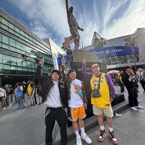 Shōhei Osada Instagram - from LA

1週間ロス旅から帰って来ました！！

楽しすぎて修学旅行！！

でもやっぱり日本がほっこり🇯🇵

#America
#losangeles 
#旅
#チョコレートプラネット