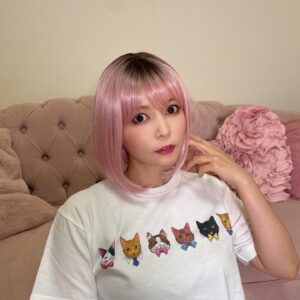 Shoko Nakagawa Instagram - ピンク色のボブ！ルルナチュラルボブ！似合うかな？

AIヘアスタイルシミュレーションもみんな試してみてね！👩
公式サイトで説明動画も見れるよ！しょこたんねっとからみてみてね！

#NAOART #ナオアート 
#アリシアルル #Alicialulu 
#AIヘアスタイルシミュレーション
#ウィッグ #ヘアアレンジ