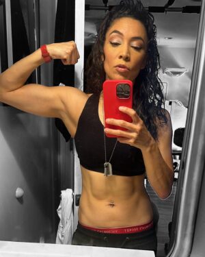 Shontae Saldana Instagram - “Once you finally know your worth, and take your seat on your throne, you’ll stop putting people on a pedestal, Queen.”
•
It all begins and ends with you. Whatever you are not changing, you are choosing over a peaceful mind, a loving heart, and happiness… you are choosing it over YOU. The INSIDE work, is the new sexy! Oh yeah! And NEW MUSIC drops next week 👑 🌈 🦄
•
#beastmode #workoutmotivation #fitnessgirl #boxer #weighttraining #rapper #newartist #actress #inspirationalspeaker #inspirationalquotes #motivationalquotes #happylife #happinessquotes #positivity #positivityquotes #strongwomen #girlswhofight #goodmusic #karatebody #newmusic #spiritualawakening #muscles #pridemonth #pride #loveislove #goodvibesonly #fridaymotivation #flex #mindsetmatters #lifeisbeautiful