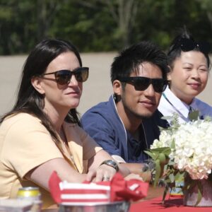 Shota Nakajima Instagram - I’m back with my Top Chef fam! Catch me on a new episode of @bravotopchef tonight at 9pm on @bravotv and see what we get in to!

#TopChef