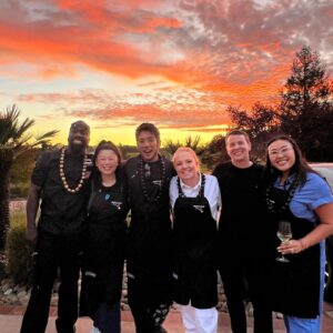 Shota Nakajima Instagram - What a special night where all of us got to be part of an event to raise 1.5million for Maui through @guysfoundation 🌺🌅

#guysfoundation