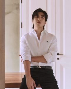 Actor Shou Lou HD Instagram Photos and Wallpapers June 2024