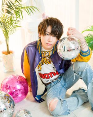 Shoya Chiba Instagram - 『ショウヤノオト』フォトブック発売決定🎉
誕生日8月29日に発売です〜

撮り下ろしもあります〜
#声優グランプリ
#ショウヤノオト
#6月号未使用カット
