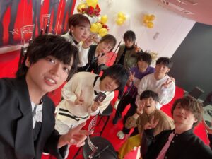 Shoya Chiba Instagram - 4周年おめでとう！

#パラライ
#24 時間
#住谷哲栄さんが
#撮ってくれた
#天月 さんは
#盛り上げてくれた

期間限定で
ドラマが全話無料です⏬
https://youtu.be/zjk-RKu_k3U?si=znW_G9OfGu2fyeHw