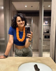 Actress Shraddha Srinath HD Instagram Photos and Wallpapers March 2024