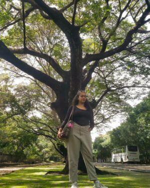 Shruthi Narayanan Instagram - Happy new year folks.. 
Had an amazing 2023 wishing for a amazing 2024 ahead.. 
.
.
📍
New year | 2k24 | Insta Influencer | Actress | Model |
.
.
#flauntingtheflaws🌈 #instagood #instafamous #influencer #model #fyp #trendingnow