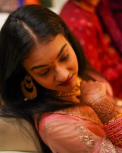 Actress Shruthi Narayanan HD Instagram Photos and Wallpapers May 2024