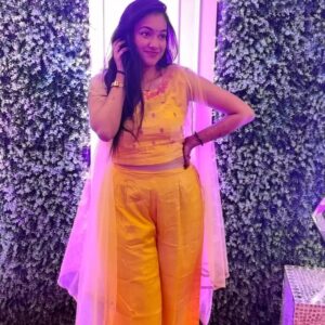 Shruthi Narayanan Instagram - Haldi fit... dolled up in yellow...
.
.
Finding a comfy yet casual look for the haldi of my sister was such a hurdle of a task yet found this beautiful piece from @styleup.india and made it look so perfect...
.
.
🔖
Haldi fit| Wedding outfit series | yellow haldi fit | Wedding outfits | Bridesmaid outfits | Hairstylings | Self Styling | Photography | Bridesmaid | Sangeeth look | Wedding season | Explore page | For Your page | Trending post | Instafamous | Instainfluencer | 
.
.

#weddingseason #weddingsetup #croptoplehenga #lehenga #weddingvibes #explorepage #flauntingtheflaws🌈 #fyp #trendingnow #shruthinarayanan #vidhya #siragadikaasai #actress #Instagram #instagood #instafamous #instainfluencer  #haldiceremony #haldioutfit