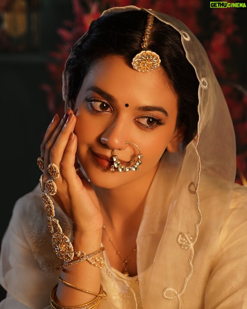 Actress Shruti Sharma HD Instagram Photos and Wallpapers June 2024 ...