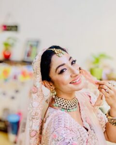 Actress Shruti Ulfat HD Instagram Photos and Wallpapers June 2024