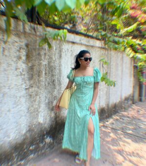 Shubhangi Tambale Instagram - Happy Mother’s Day to me ♥️
This one is lil extra special 🧿
Having tipsy in life(thank you for choosing me @tipsy_theretriever) , South Indian food in brunch and receiving gifts made my day filled with happiness 😍 

Brunch @madras.diaries 🤤
Loved it @fujifilmxindia 📷

Happy Mother’s Day again 🌸 
@anu_tambale 
@latamehta999