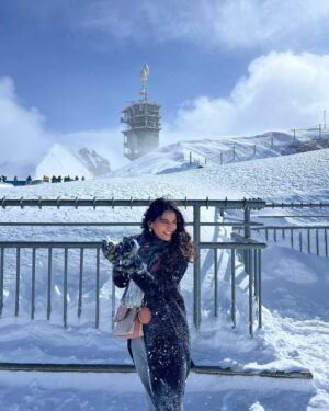 Shubhangi Tambale Instagram - Hey Switzerland 🇨🇭 
Call me back soon ♥️