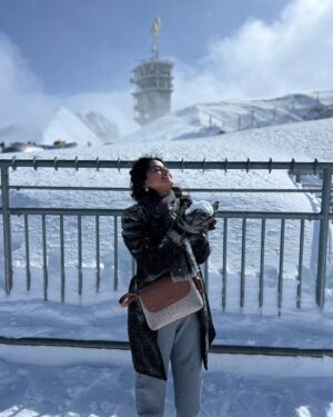 Shubhangi Tambale Instagram - Hey Switzerland 🇨🇭 
Call me back soon ♥️