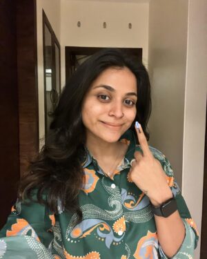 Shubhangi Tambale Instagram - It was my first experience of voting for election 
Bad management, rude people 
It made me think if do we really matter? 

But as it’s my duty and right to choose my leader, I will! 
जय हिंद 
जय महाराष्ट्र 🚩

#voting #votingrights #votingday #mumbai #firstvote
