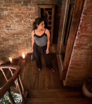 Shubhangi Tambale Instagram - Happy Mother’s Day to me ♥️
This one is lil extra special 🧿
Having tipsy in life(thank you for choosing me @tipsy_theretriever) , South Indian food in brunch and receiving gifts made my day filled with happiness 😍 

Brunch @madras.diaries 🤤
Loved it @fujifilmxindia 📷

Happy Mother’s Day again 🌸 
@anu_tambale 
@latamehta999