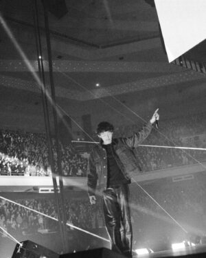 Shuhei Uesugi Instagram - 思い返すと何日あっても足りないくらい色々な事を思い出すけど、
今日までの全てが一瞬だった気もします。

いつから始まったのかもわからない、自分にとって何よりも大事な場所を応援してくれて、支えてくれた皆さん、ありがとうございました。

@kandytownlife ❤️