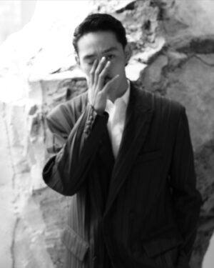 Shuhei Uesugi Instagram - @maisonvalentino 
#unboxingvalentino
