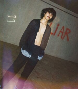 Shuhei Uesugi Instagram - u
@aoki_syuya 
@rxixkxux 
@yohjiyamamotoofficial 
@masu_officialaccount 
@tomwood_project