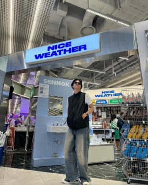 Shunsuke Takeuchi Instagram - Everything in Seoul is so sick 🇰🇷