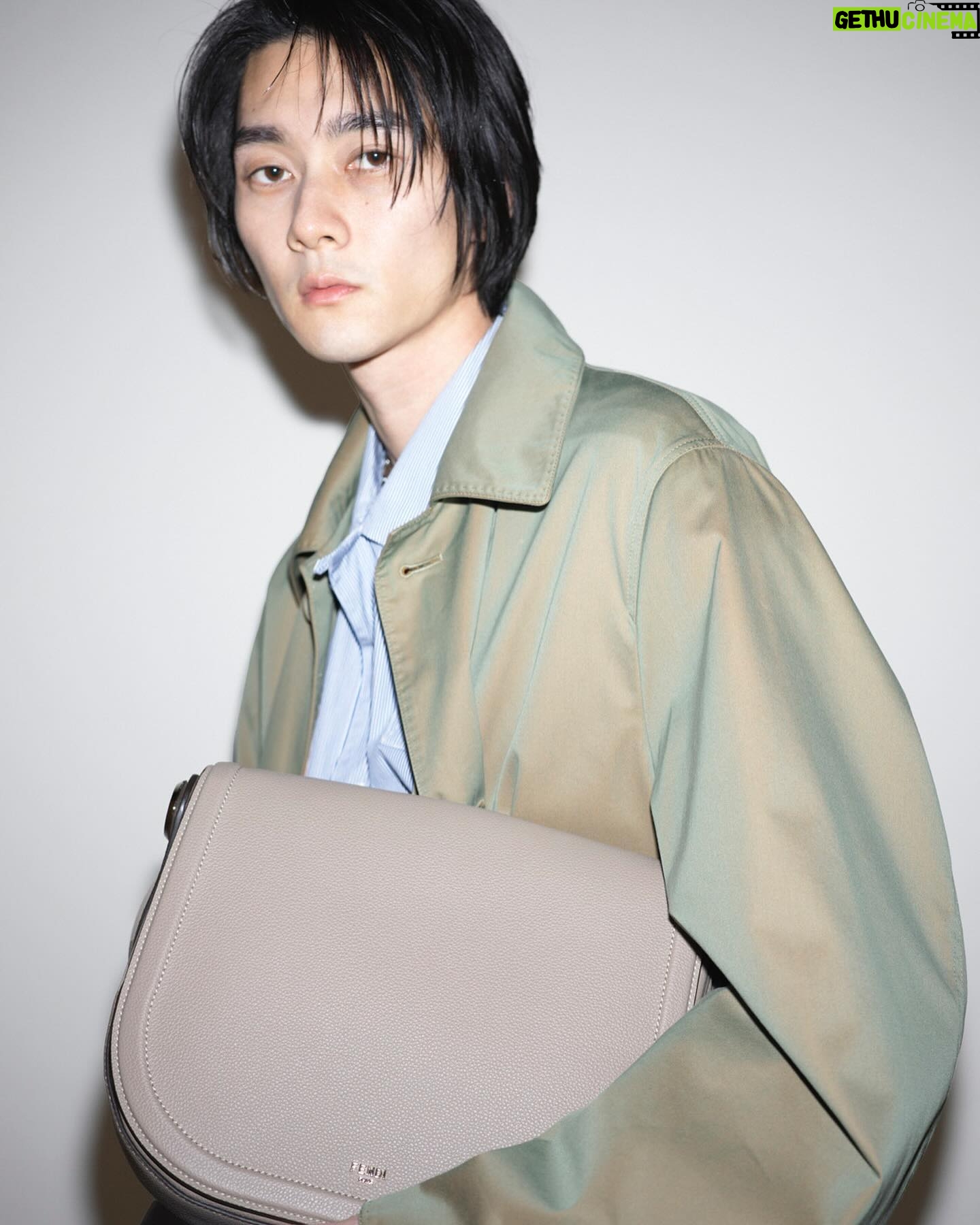 Shuntaro Yanagi - 6.2K Likes - FENDI
Men's Spring/Summer 2024
@Fendi
#PR
#fendiss24