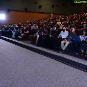 Shwan Attoof Instagram - لەیەکەم رۆژی نمایشی فیلمی خۆشەویستی لەسەردەمی کۆرۆنا
هەرچوار هۆڵی سیتی سینەما پڕ بوون 
سوپاس بۆ ئامادەبوونی گەرم و گورتان
لەهەولێر و دهۆک و کەرکووک و سلێمانی یەکەمین ڕۆژی جەژن و ڕۆژانی دوایی چاوڕێتان ئەکەین