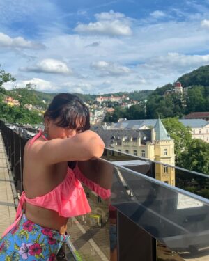 Shweta Basu Prasad Instagram - Hot springs, cool wind, warm sun and a fairy tale town 🧚🏻‍♀️