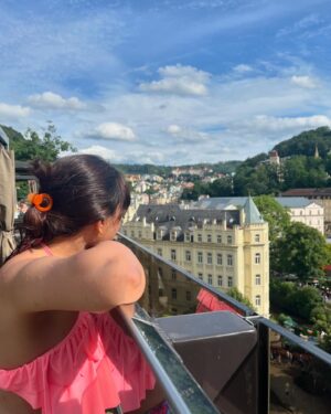 Shweta Basu Prasad Instagram - Hot springs, cool wind, warm sun and a fairy tale town 🧚🏻‍♀️