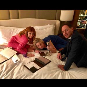 Sian Gibson Instagram - How was this 2 years ago? @pcolemanchester @gillisles  Can’t wait to drink gin and be daft with you both again xxxxx
