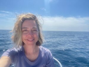Siân Heder Instagram - Absolutely epic trip to the Galápagos Islands guided by @naturalhabitatadventures. I’m totally floored by these islands and the intense conservation effort on the part of Ecuador to protect them and the animals that live there. Grateful to our guides @karlamalomar and @vmarurim! I feel so lucky to have been able to take this trip. And my IG might now be forever devoted to sea lions and blue footed boobies…