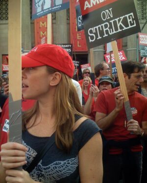 Siân Heder Instagram - Throwback to 2007, when I was a baby writer and starstruck to be on the picket lines with all the big fancy showrunners. My favorite memory is Jay Leno pulling up on his motorcycle to bring us pizza… #wgastrike #wgastrong