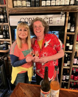 Siân Lloyd Instagram - A lovely night at the buzzy  @corkagebath Delish locally sourced food and cider 😋 #vocalforlocal #flavours #food #drink#bath