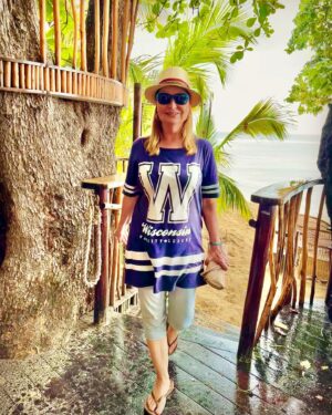 Siân Lloyd Instagram - Ocean air, salty wet hair. Don’t care! 🇧🇧 #rats #tails #wet #rain #sea #salt #hat #sunglasses #barbados #warm
