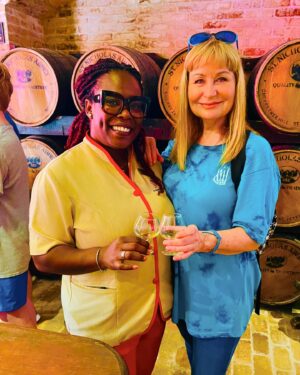 Siân Lloyd Instagram - Where the wifi is weak and the rum is STRONG. St Nicholas Abbey is a Jacobean jewel in all ways 🇧🇧 🍹 #historical #house #distillery #rum #sugar #cane #visit #tour #barbados