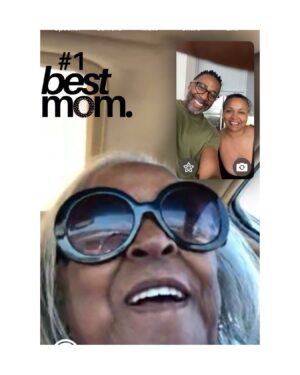 Sibil Fox Richardson Instagram - •| B E S T • M O M |•

Somebody’s looking cute today! Sending you a big hug, @mspeggyla! 79 years looks amazing on you 💖✨ Not a birthday post yet, just celebrating your fabulous self!

#FamilyisEverything #FamilyLove #FoxandRob