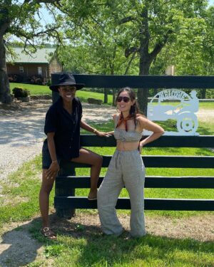 Sibongile Mlambo Instagram - Hello Missouri!!! 

I got to witness my dear friend @freshfreckles marry @dirkmai in such a serene ceremony, surrounded by nature 💚💚💚

It was my first trip to the Midwest and the days spent on the ranch felt like a complete cultural immersion. 

Ok, America! 🇺🇸🇺🇸🇺🇸

#ranchlife #missouri #adventure #midwest #wedding #bliss #nature #crawfish #seafood #summer #usa